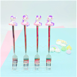 Вилка Единорог лиловая грива